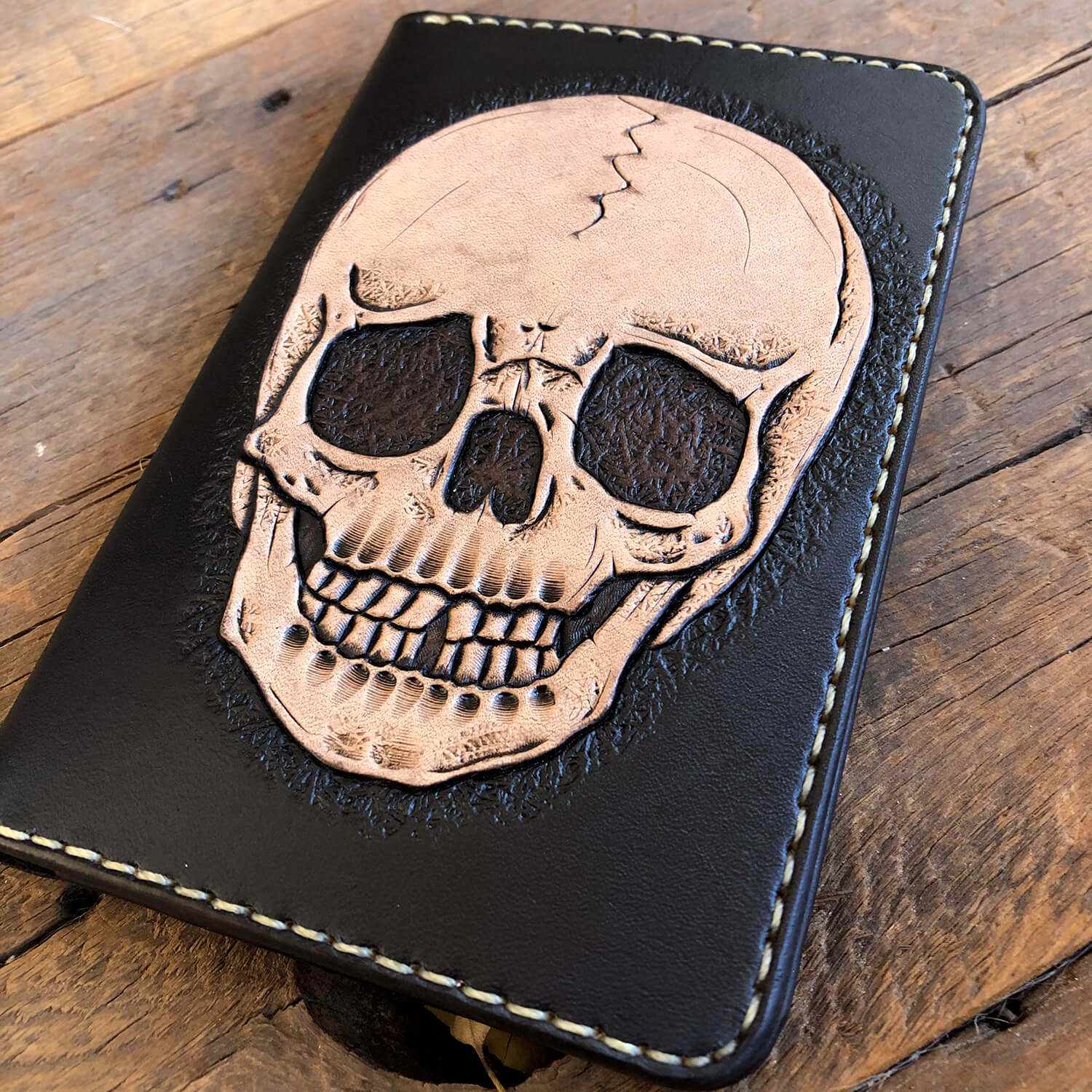 Leather Fieldnotes Wallet with Skull